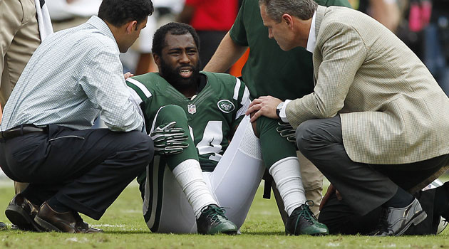 Jets CB Darrelle Revis has torn ACL that will likely sideline him for rest of season | iNFOnews.ca CP20224105