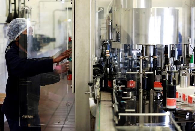 South African bans on tobacco, liquor amid virus stir debate | iNFOnews.ca