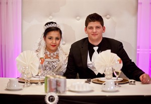 Parents, producers buzzing about new reality show on teen weddings | iNFOnews.ca CP19930153