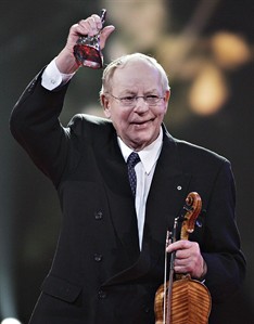 Fiddler Buddy MacMaster sparked renewed appreciation of Cape Breton music | iNFOnews.ca