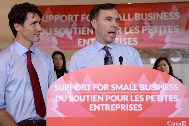 At mid-mandate and with extra cash, Liberals to chart fiscal course toward 2019 | iNFOnews.ca
