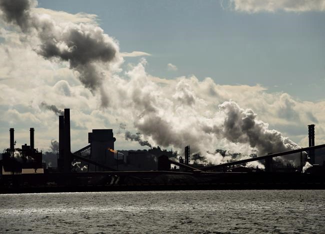 Smaller companies fear they'll be unable to pass on carbon tax costs: poll | iNFOnews.ca Smaller companies fear they'll be unable to pass on carbon tax costs: poll | iNFOnews.ca