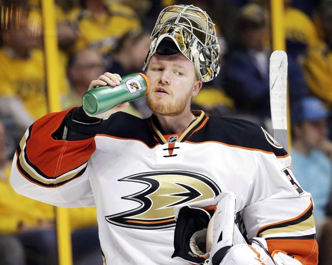 Andersen expected to be ready for start of Leafs season; sidelined 3-4 weeks | iNFOnews.ca