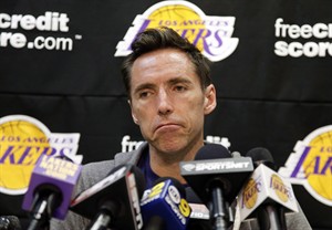 Canada's Steve Nash answers disgruntled Lakers fans in Facebook letter | iNFOnews.ca CP30623773