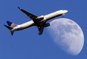 Passengers resume trip to Europe after fire forces plane to land in Halifax | iNFOnews.ca CP29399022