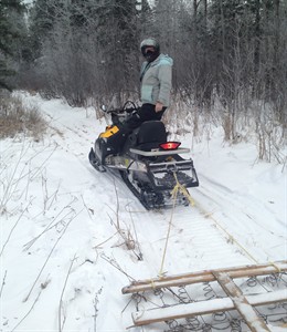 Budget cuts leave volunteers keeping winter activities alive in national parks | iNFOnews.ca