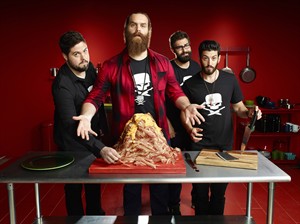 'Epic Meal Empire': YouTube stars serve up gut-busting fare on new TV series | iNFOnews.ca CP30035641