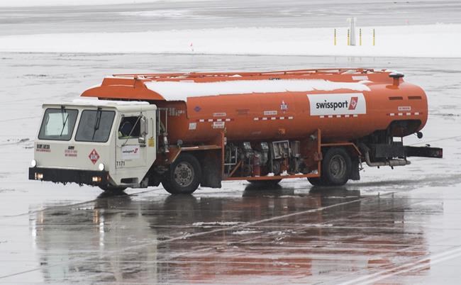 Federal building partially cleared for suspicious package | iNFOnews.ca