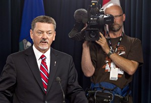 Fiscal update: Alberta plans to borrow $3B less; on track for higher surplus | iNFOnews.ca CP29654792