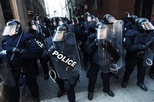 Misconduct hearing begins for senior cop charged in relation to G20 mass arrests | iNFOnews.ca CP30766099