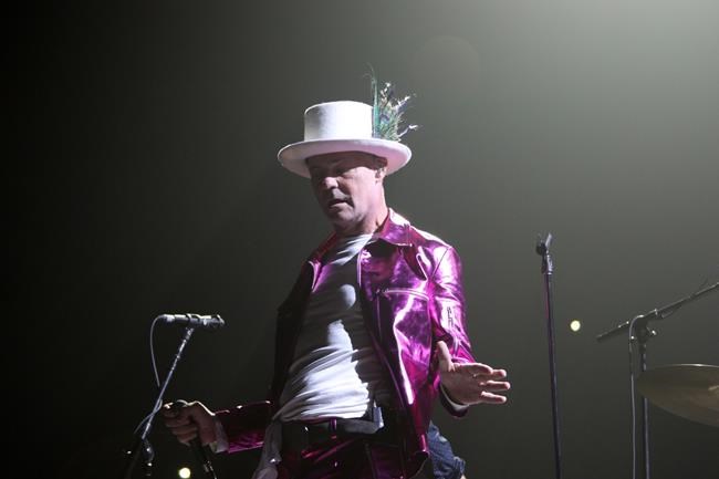 Gord Downie's shiny tour wardrobe 'a celebration,' says Canadian designer | iNFOnews.ca