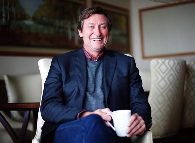 Gretzky on mentoring Ovechkin, increasing scoring, NHL at Olympics, dynasties | iNFOnews.ca