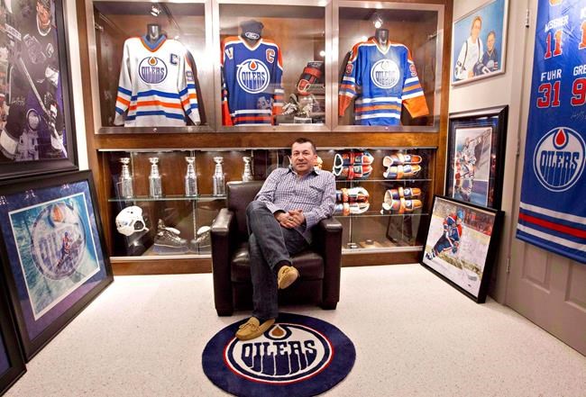 Fort McMurray Gretzky collector saved jerseys, but no longer so keen on hobby | iNFOnews.ca