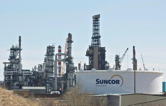 Think-tank predicts losses for Canada's oil industry to stretch into third year | iNFOnews.ca