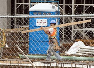 Building permits up 11.8 per cent in July, reports Statistics Canada | iNFOnews.ca CP29802299