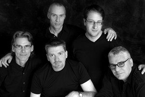Spirit of the West frontman John Mann diagnosed with Alzheimer's, band says | iNFOnews.ca CP29811211