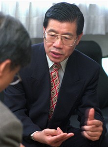 Family, MPs ask Harper to push China for release of Montreal schooled dissident | iNFOnews.ca