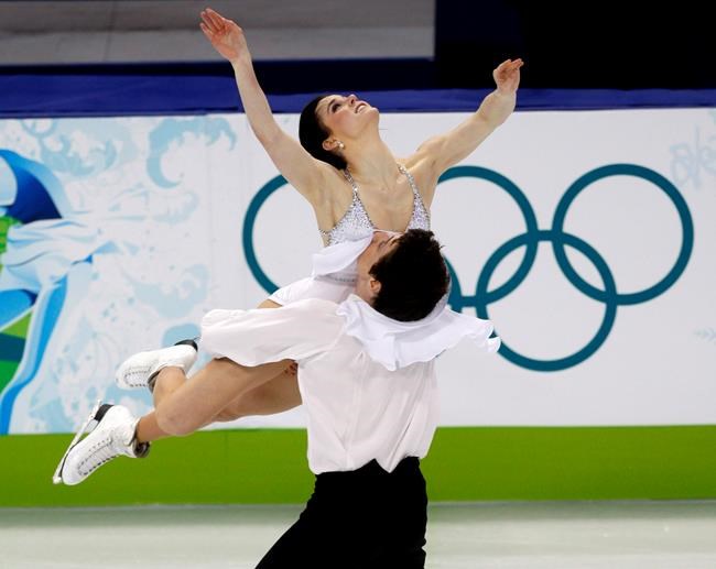 Weeks before stepping back on competitive ice, Virtue and Moir inspired by Rio | iNFOnews.ca Weeks before stepping back on competitive ice, Virtue and Moir inspired by Rio | iNFOnews.ca