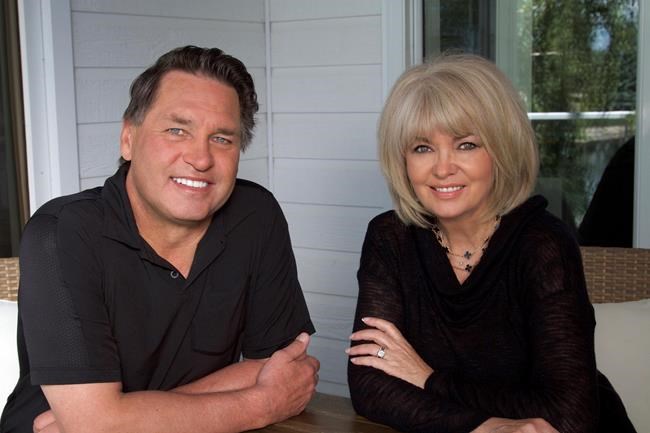 Kelly Hrudey autobiography looks back at a lifetime of hockey relationships | iNFOnews.ca Kelly Hrudey autobiography looks back at a lifetime of hockey relationships | iNFOnews.ca