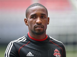 Reports: Toronto FC striker Jermain Defoe in London for talks to resolve future | iNFOnews.ca CP31239955