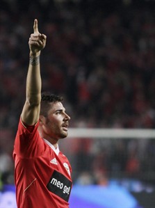 Man City acts late to bolster squad as Europe's big powers rein in spending on deadline day | iNFOnews.ca
