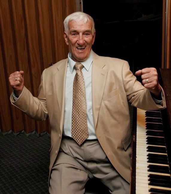 Nova Scotia widower "overwhelmed with joy" by thousands of birthday cards | iNFOnews.ca