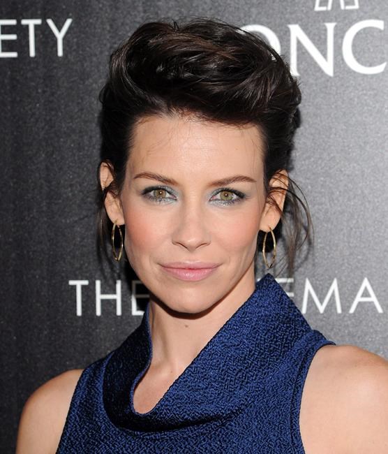 Actress Evangeline Lilly joins protest against Trans-Pacific Partnership deal | iNFOnews.ca