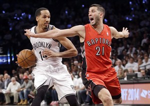 On the eve of free agency, Vasquez says he'd love to remain a Raptor | iNFOnews.ca CP28966537