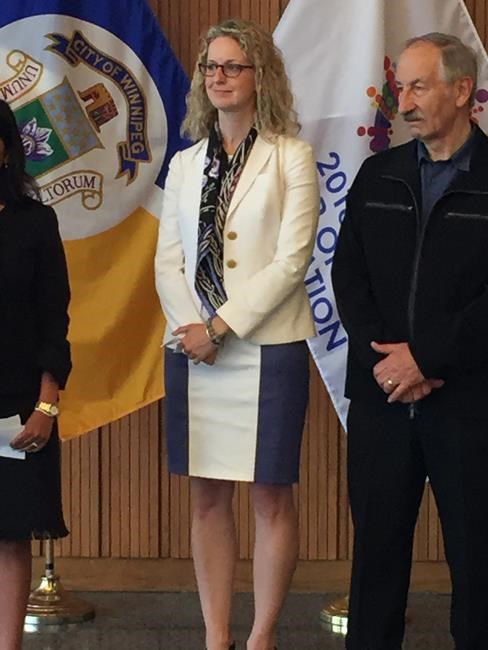 Winnipeg lawyer easing back to work after losing hand in letter bombing | iNFOnews.ca