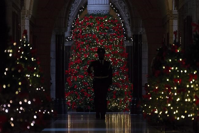 'Baby, It's Cold Outside' pulled from some Canadian radio stations | iNFOnews.ca