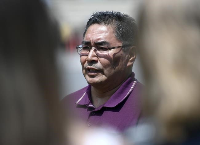 Grassy Narrows chief, NDP candidate urges Ottawa to talk turkey on mercury | iNFOnews.ca