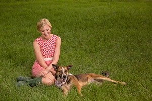 Veterinary cancer specialist shares her battle with the disease in 'Lucky Dog' | iNFOnews.ca CP28810291