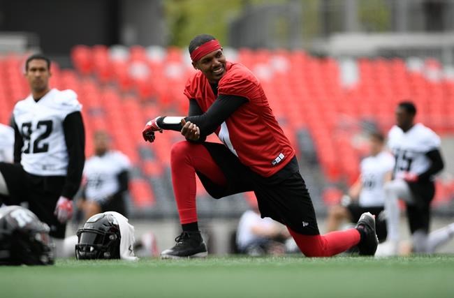 Quarterback Dominique Davis gets starting job with Ottawa Redblacks | iNFOnews.ca