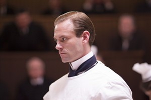 Eric Johnson liked playing doctor 'a little too much' in Cinemax's 'The Knick' | iNFOnews.ca CP29389728