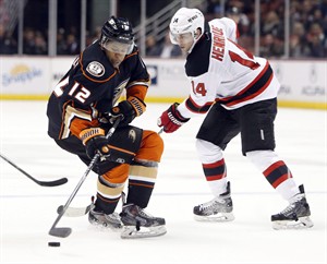 Canadiens deal Sekac to Anaheim for Smith-Pelly in swap of forwards | iNFOnews.ca CP32032145