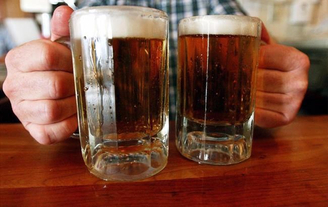 Study suggests anglophone Montrealers drink more excessively than francophones | iNFOnews.ca Study suggests anglophone Montrealers drink more excessively than francophones | iNFOnews.ca