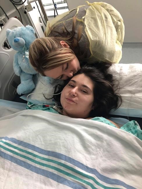 Fundraising campaign for Quebec woman who lost limbs after being electrocuted | iNFOnews.ca