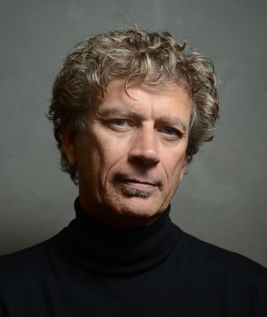 'Weird Al' guitarist Jim West sets aside parody for peacefulness on Grammy album | iNFOnews.ca