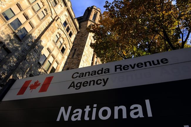 Nearly 900 Canadians found in Panama Papers, but no charges have yet been laid | iNFOnews.ca