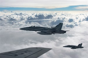 Canadian jet hits Islamic State artillery position in Iraq, government says | iNFOnews.ca CP30660900