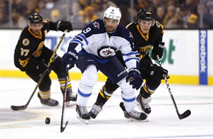 Winnipeg Jets deal injured forward Evander Kane to Buffalo Sabres | iNFOnews.ca CP31855520