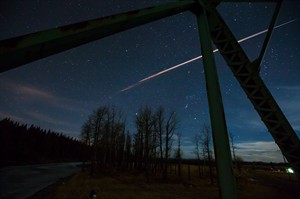 Great balls of fire! Flash across Calgary night sky turns out to be rocket | iNFOnews.ca CP32032583