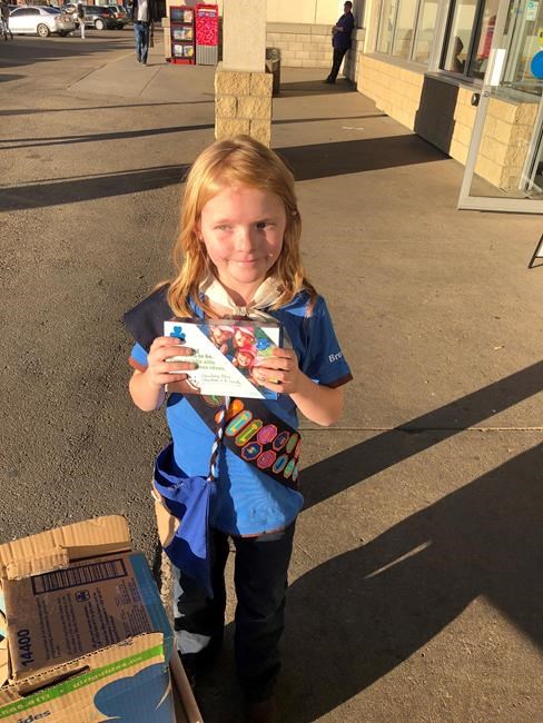 One smart cookie: Edmonton girl guide sells out of cookies near cannabis store | iNFOnews.ca One smart cookie: Edmonton girl guide sells out of cookies near cannabis store | iNFOnews.ca