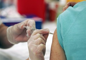 With early signs flu season looms, it's time to roll up your sleeve | iNFOnews.ca CP30265742