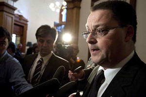 New Brunswick takes go-slow approach on offshore energy accord with Ottawa | iNFOnews.ca CP31554685