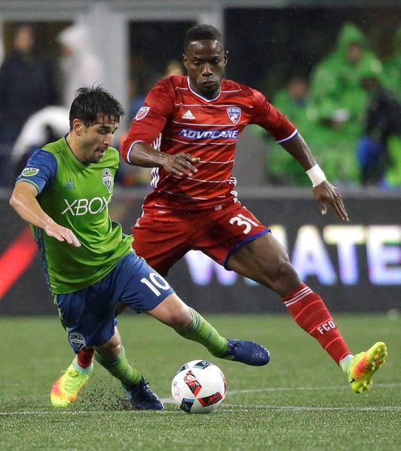 MLS Cup coaches talk up their star imports ahead of championship game | iNFOnews.ca