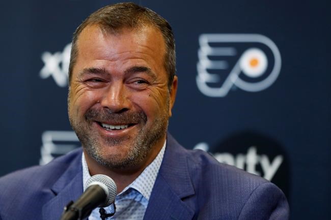Vigneault takes the wheel for Canada at men's world hockey championship | iNFOnews.ca Vigneault takes the wheel for Canada at men's world hockey championship | iNFOnews.ca