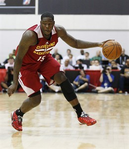 Canada's Bennett trying to stay focused on upcoming season amid trade chatter | iNFOnews.ca
