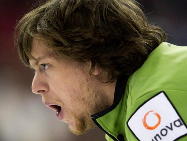 Gushue downs Balsdon to stay undefeated through Grand Slam of Curling | iNFOnews.ca