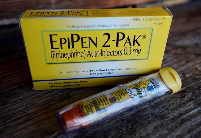 Opposition parties blast minister for 'dangerous' EpiPen shortage, demand a fix | iNFOnews.ca